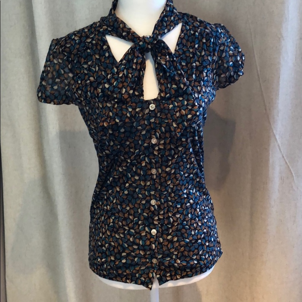 New York & Company short sleeve light blouse